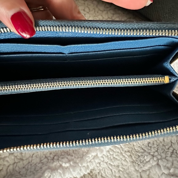 Prada wallet - Picture 12 of 16